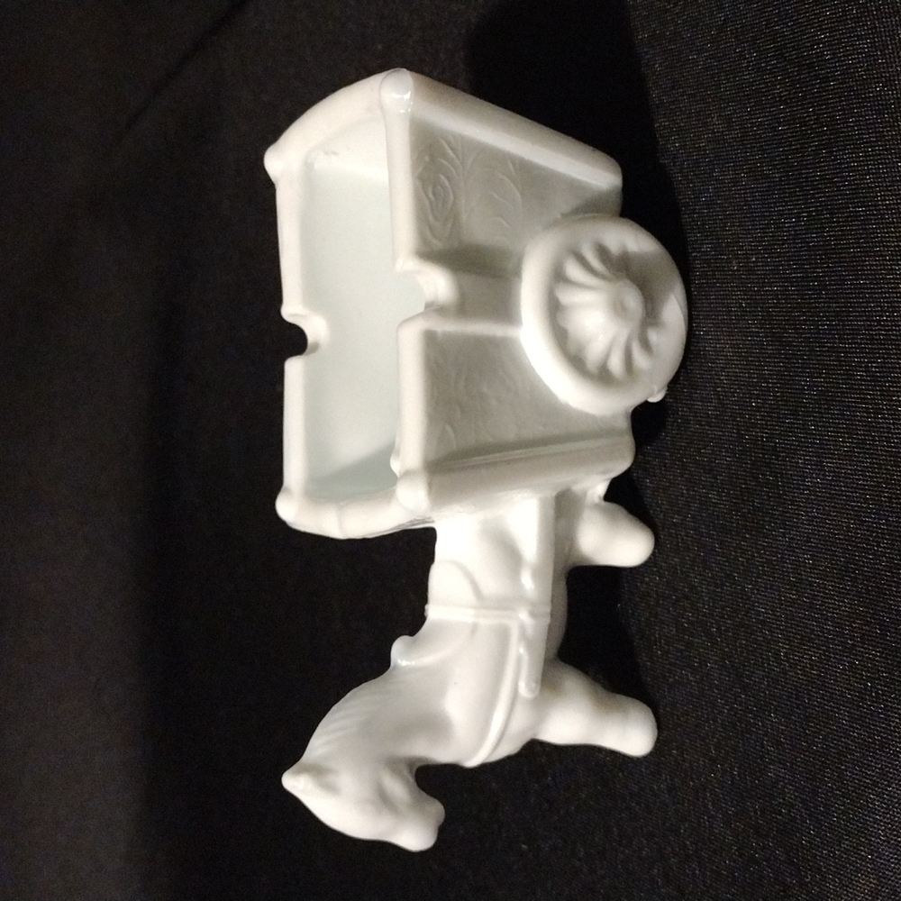 Vintage Milk Glass Donkey drawn Cart ashtray
